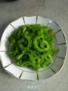 Make Eggs and guacamole step 7