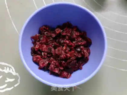 Make Banana cranberry marfin step 1