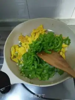 Make Eggs and guacamole step 11