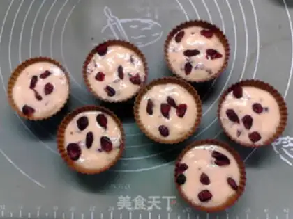 Make Banana cranberry marfin step 9