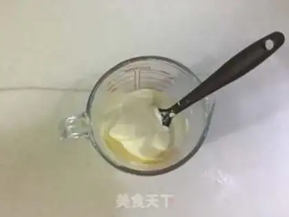 Make French strawberry cake step 6