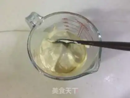 Make French strawberry cake step 8
