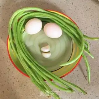Make Frozen eggs step 0