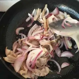 Make Onion fried belly step 3