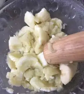 Make Banana milk oatmeal step 3