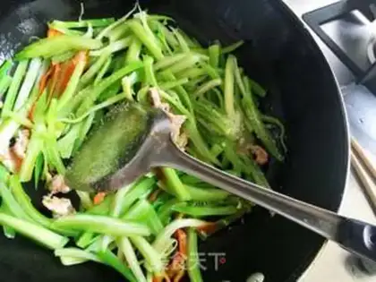 Make Spam celery step 4