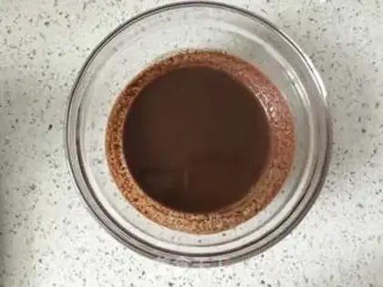 Make Chocolate pretzels step 2