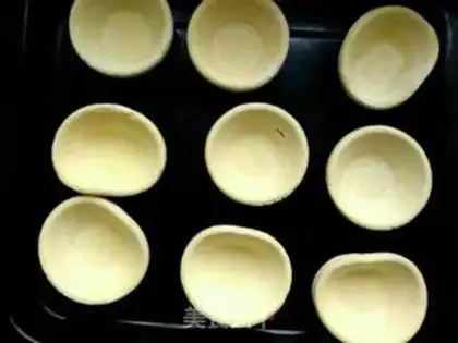 Make Fast-hand banana souffle step 0