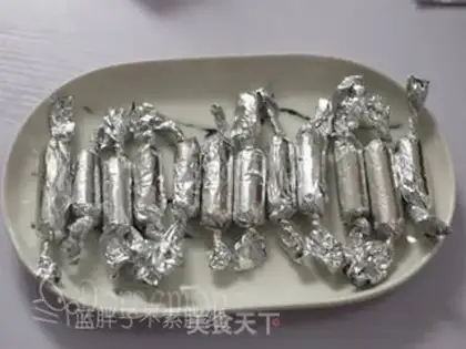 Make Baby shrimp intestines step 5