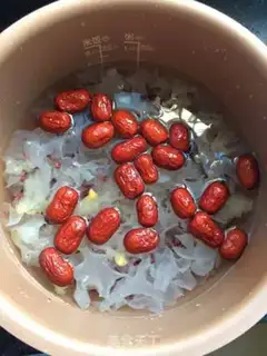 Make Silver bean ear soup step 4