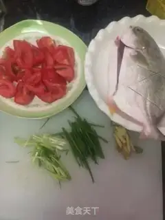 Make Tomato goldfish step 0
