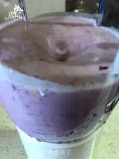 Make Purple banana shake step 4