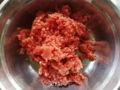 Make A simple beef water bun step 0