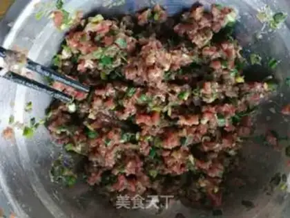 Make A simple beef water bun step 3