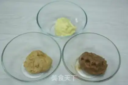 Make Three-colour cookies step 4