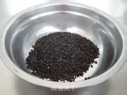 Make The mountain potion, black rice congee step 1
