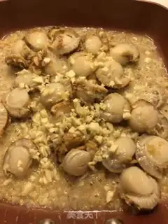 Make Garlic butter scallops step 8