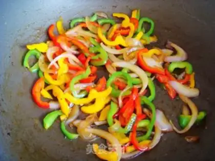 Make Pizza pepper egg step 3