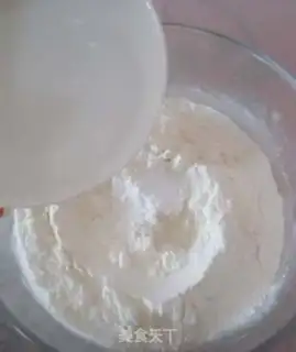 Make Pretzels, onions step 1