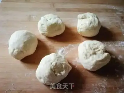 Make White buns step 4