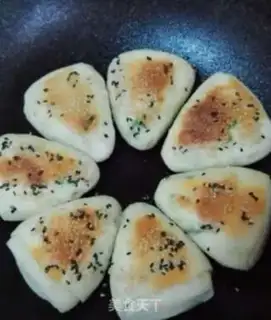 Make Pretzels, onions step 9