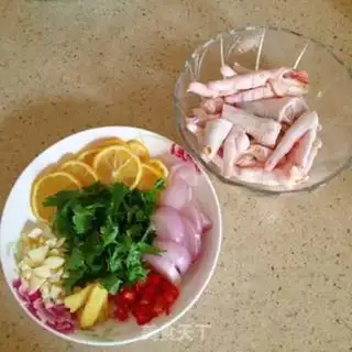 Make Spicy claws step 1