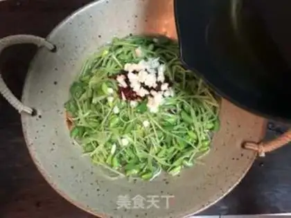 Make Black bean sprouts step 8