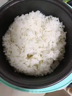 Make Breakfast egg fried rice step 0