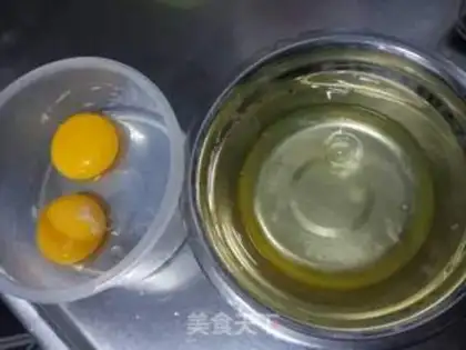 Make Three-coloured eggs step 3