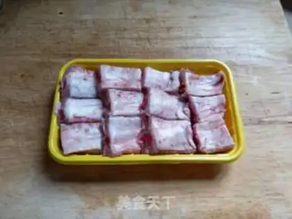 Make Garlic steamed ribs step 0