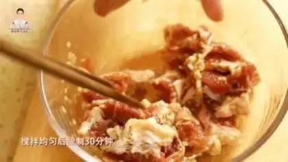 Make Hot cabbage and gravy step 1