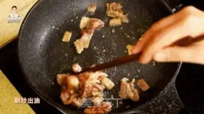 Make Hot cabbage and gravy step 4