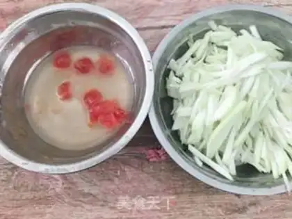 Make Salted egg curd soup step 1