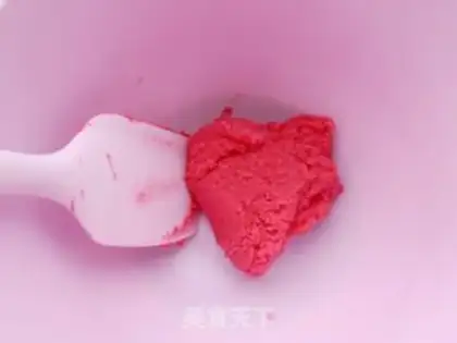 Make A pink pony step 3