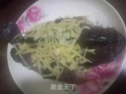 Make Steamed plaster fish step 1