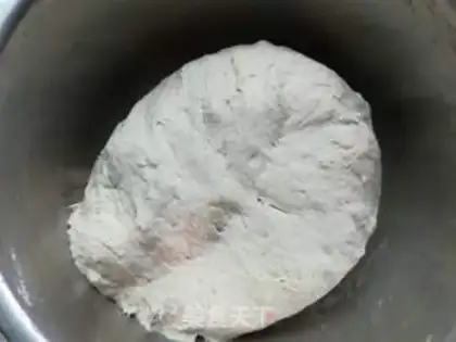 Make Onion macaroni step 0