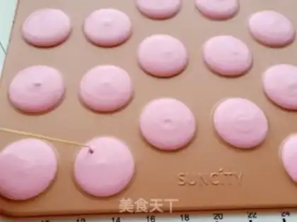 Make A pink pony step 13
