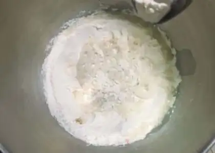 Make Fish pine butter bread step 2