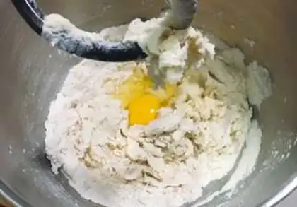 Make Fish pine butter bread step 3