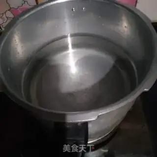 Make High pressure pan corn congee step 0