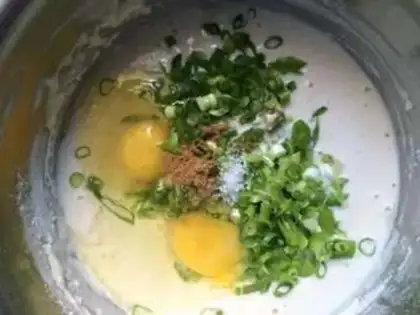 Make Onion eggcake step 4