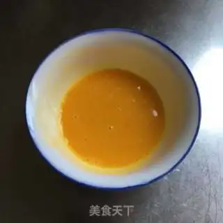 Make cucumber egg soup step 2