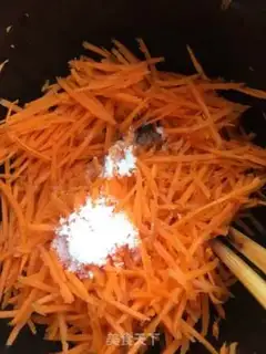 Make Carrot shrimp dumplings step 1