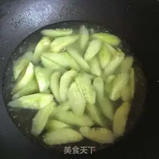 Make cucumber egg soup step 7