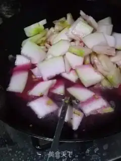 Make A melon with red juice step 5