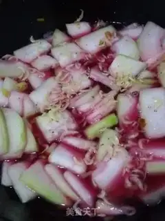 Make A melon with red juice step 6