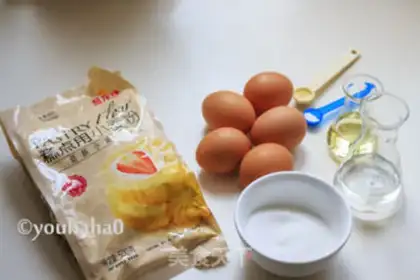 Make Blueberry roll step 0