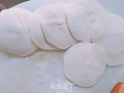 Make Spicy pork buns step 8
