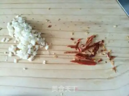 Make Red-oiled cucumber cocoon step 6