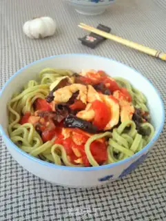 Make Tomato, spinach noodles step 9
